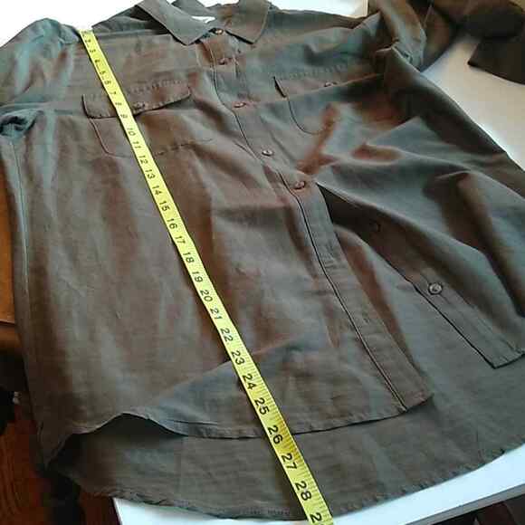 Lucky Brand button down army green shirt.Size S - Picture 7 of 7
